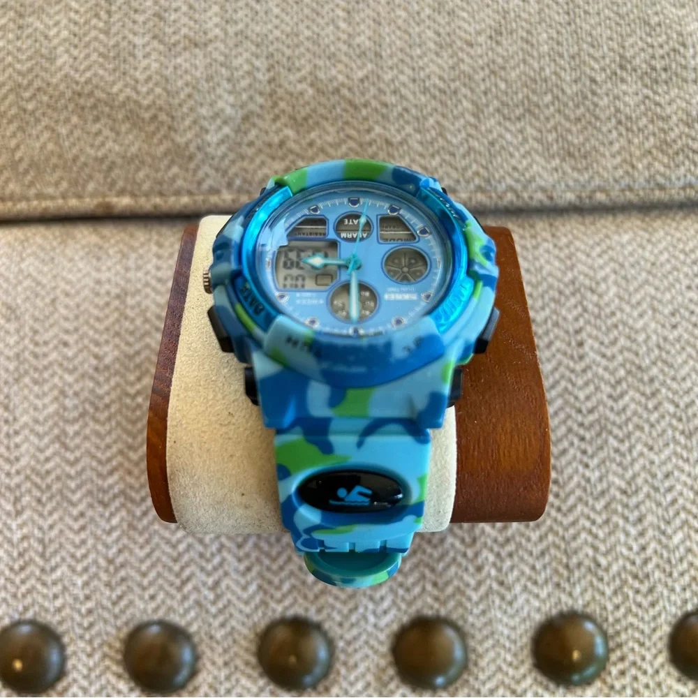 SKMEI Men's Multi-Functional Digital & Analog Watch, 50m Water Resistent‎
